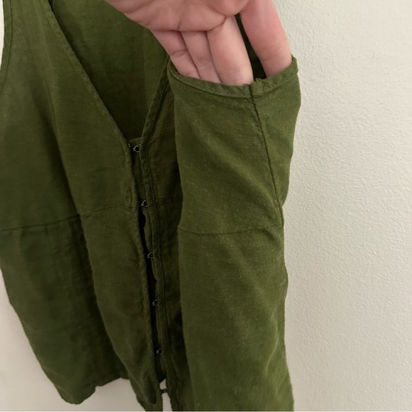 Old Navy green linen tank with back ties Size Small - Picture 6 of 10